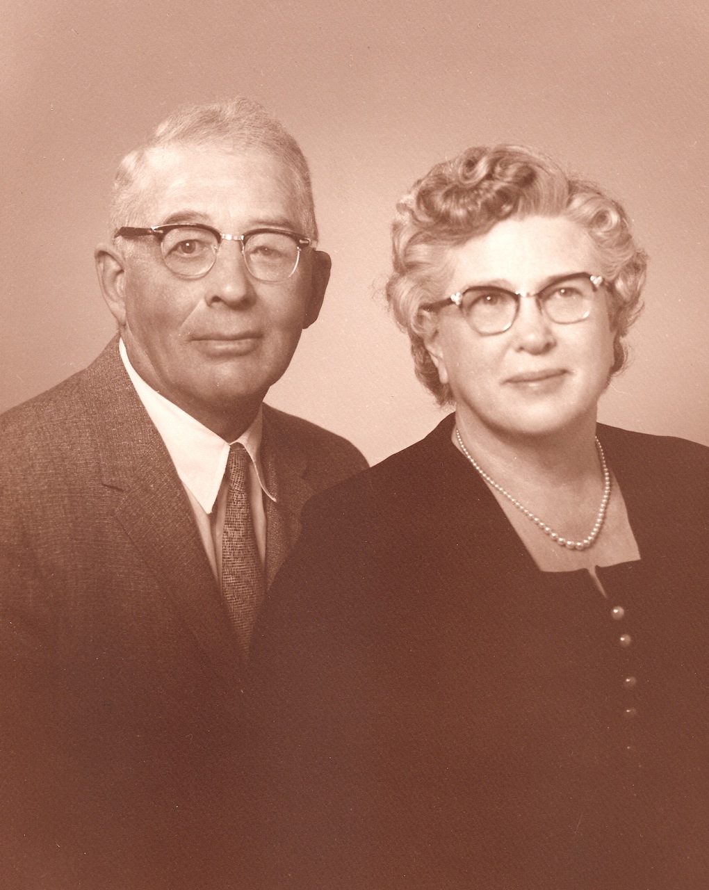 Vernon & Josie Hess - 45th